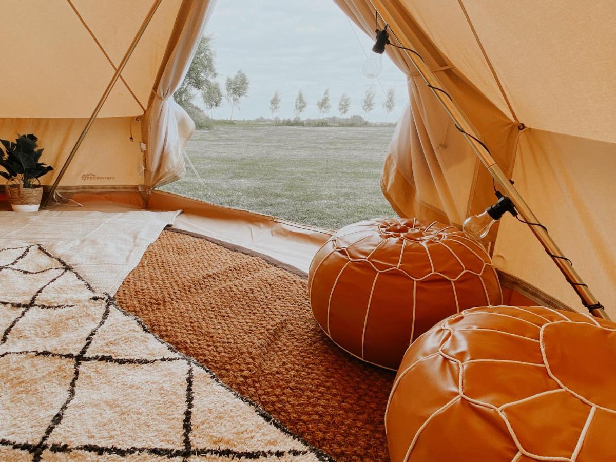 Bed & Breakfast Het Caravannetje - Retro Glamping *